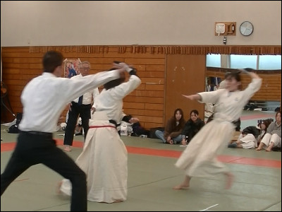 ���C���E�c�̐� ���q�������掎��