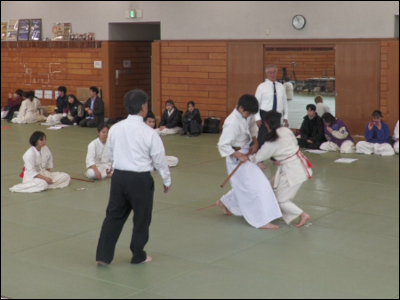 �񓹁E�ߏ񗐎掎��