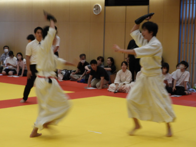 �j�q�ō����掎��