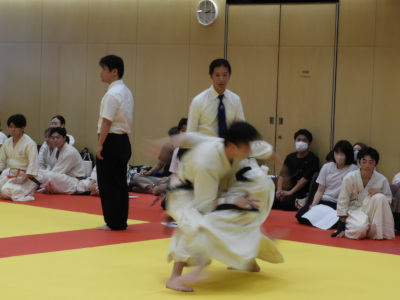 �������掎��