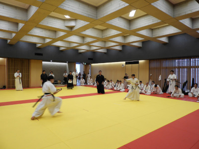 �g��������