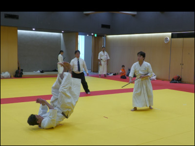 �񓹁E��i��񗐎掎��