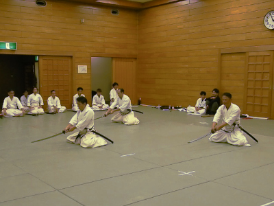 �K��`����