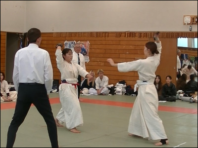 �������E�c�̐�